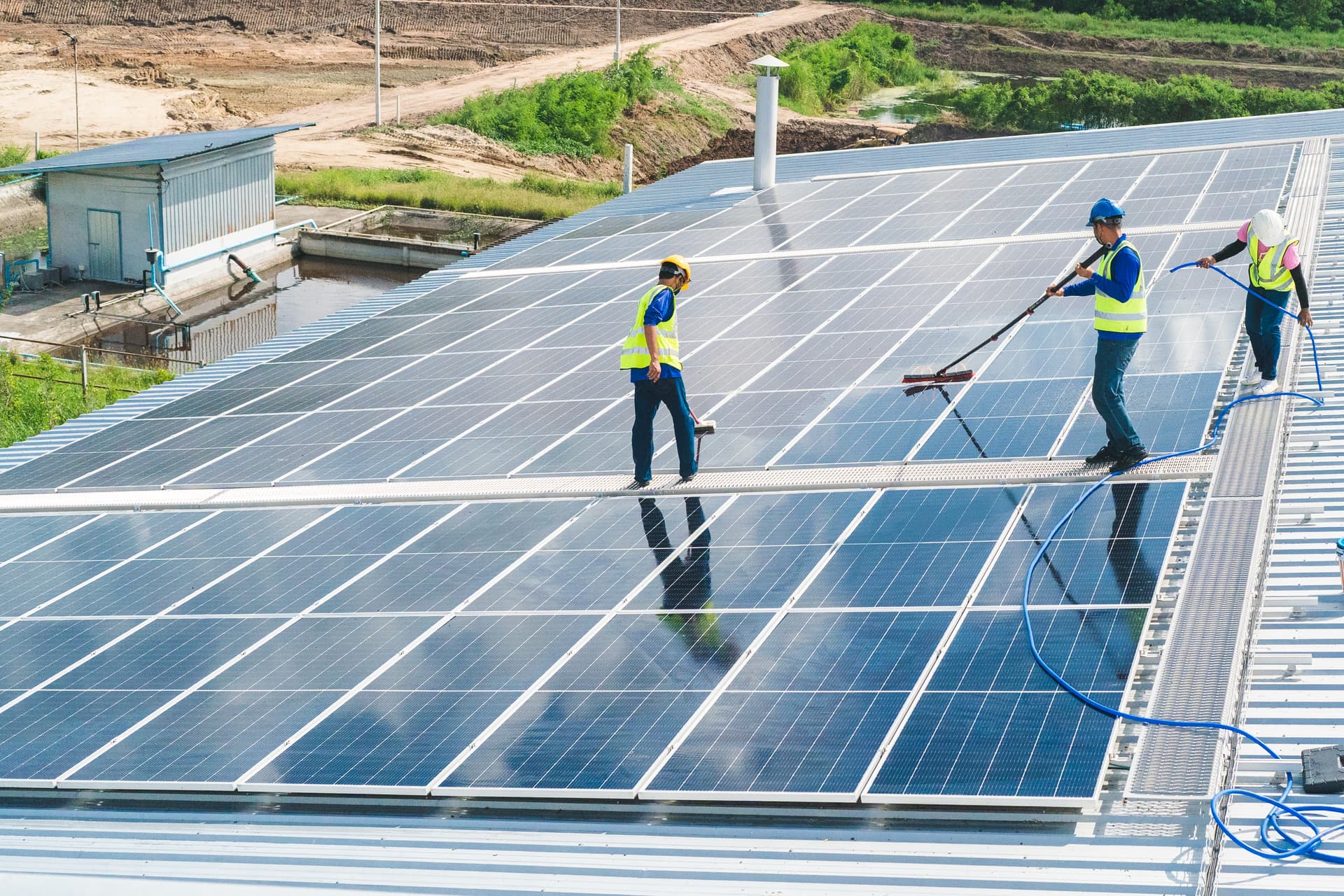 Commercial Solar Panel Cleaning