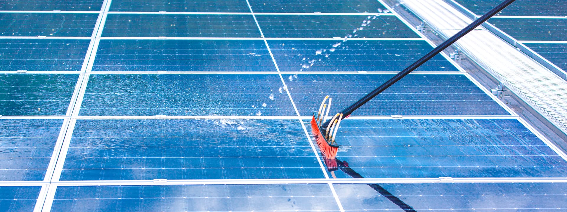 San Diego Solar Panel Cleaning image